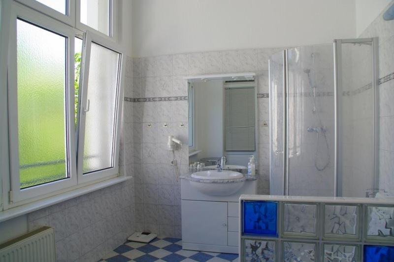 ברלין Hotel-Pension Rheingold Am Kurfuerstendamm מראה חיצוני תמונה
